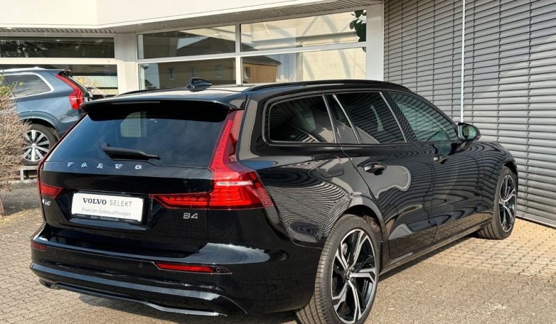 2023 Volvo V60 2.0 AT