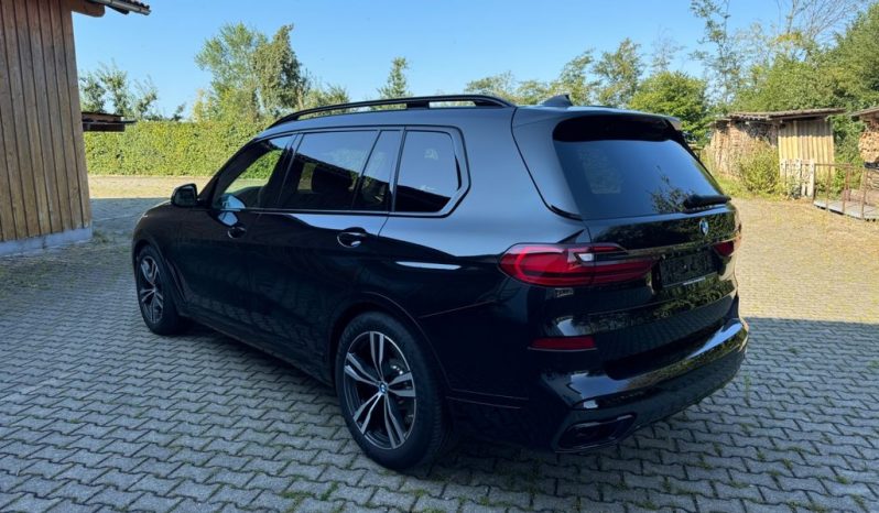 2022 BMW X7 4.4 AT