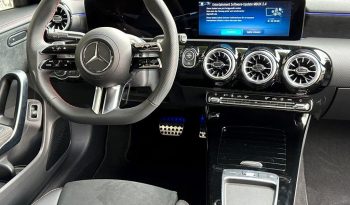 
									2023 Mercedes-Benz CLA-класс 2.0 AMT full								