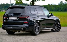 2023 BMW X7 3.0 AT