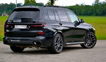 
									2023 BMW X7 3.0 AT full								