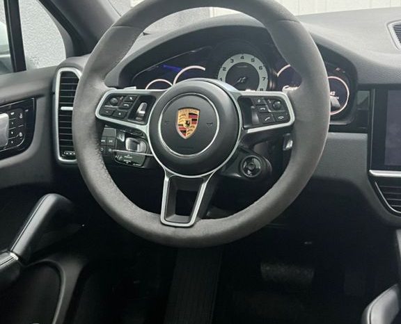 
								2023 Porsche Cayenne Coupe 3.0 AT full									