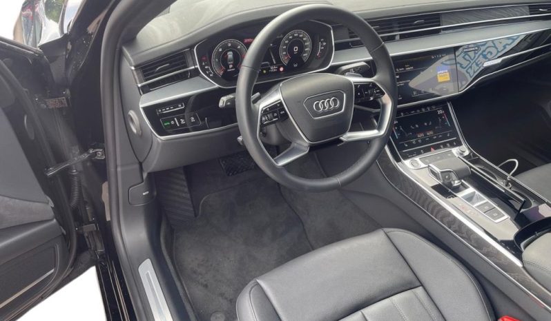 
								2023 Audi A8 3.0 AT full									