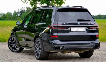 
									2023 BMW X7 3.0 AT full								