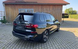 2022 BMW X7 4.4 AT