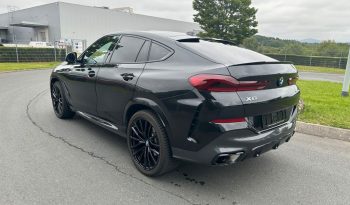 
									2023 BMW X6 3.0 AT full								