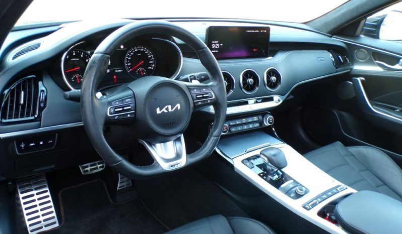 
								2023 Kia Stinger 3.3 AT full									