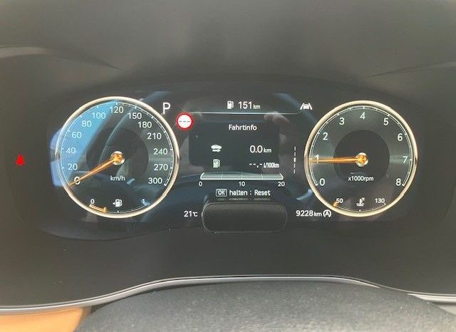 
								2023 Genesis G70 2.0 AT full									