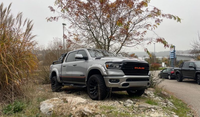 Dodge RAM 1500 HEMI 5.7L CREW CAB SPORT HOCH & BREIT, 2020