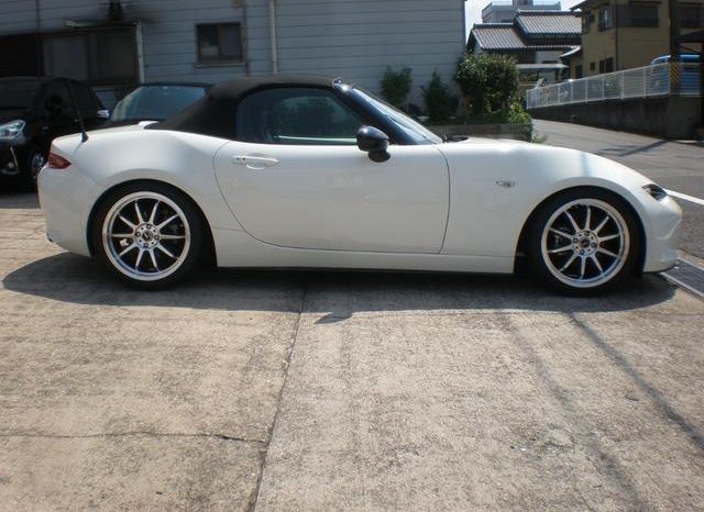 
								Mazda Roadster, 2021 full									