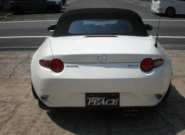 
								Mazda Roadster, 2021 full									