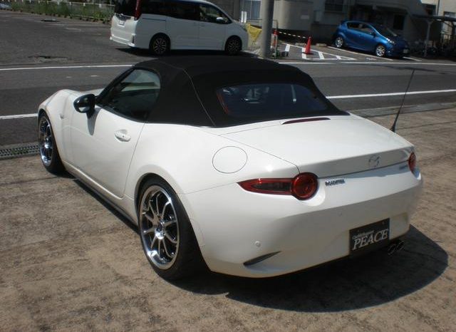 
								Mazda Roadster, 2021 full									