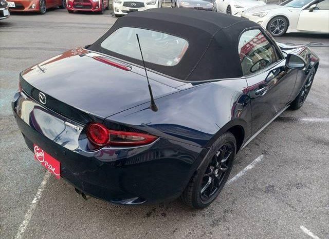 
								Mazda Roadster, 2021 full									