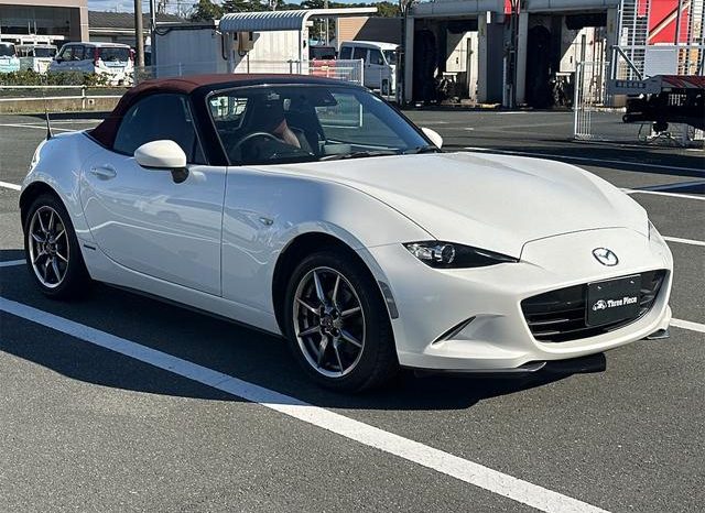 
								Mazda Roadster, 2021 full									