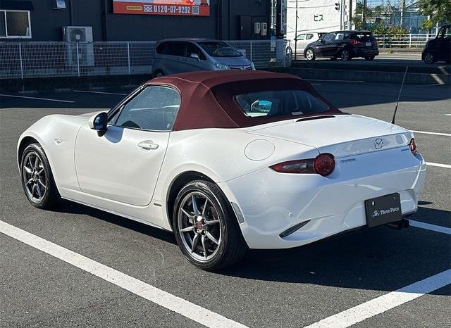 
								Mazda Roadster, 2021 full									