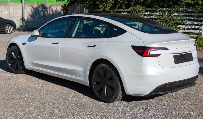 Tesla Model 3 Long Range, 2024