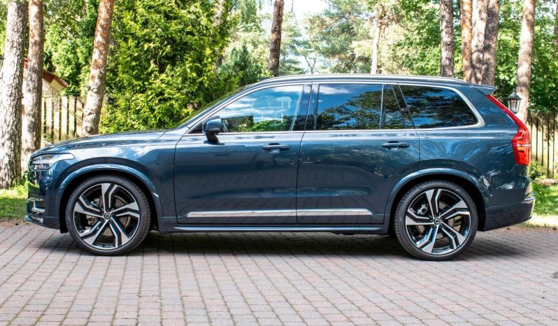 
								Volvo XC90, 2024 full									