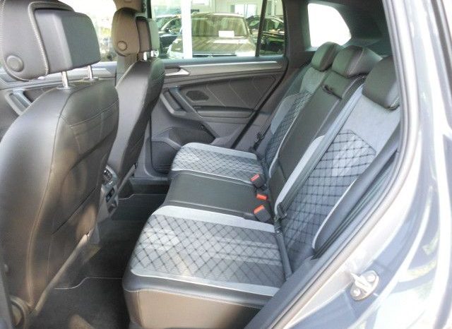 
								Volkswagen Tiguan, 2021 full									