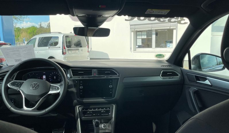 
								Volkswagen Tiguan, 2022 full									