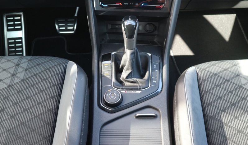 
								Volkswagen Tiguan, 2021 full									