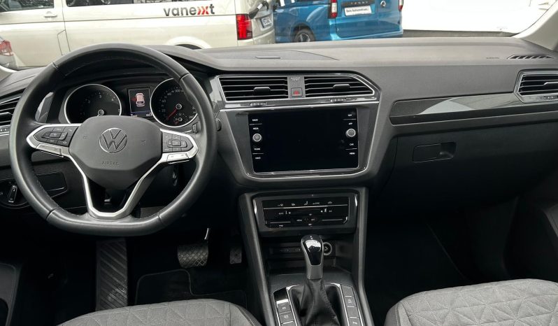 
								Volkswagen Tiguan, 2023 full									