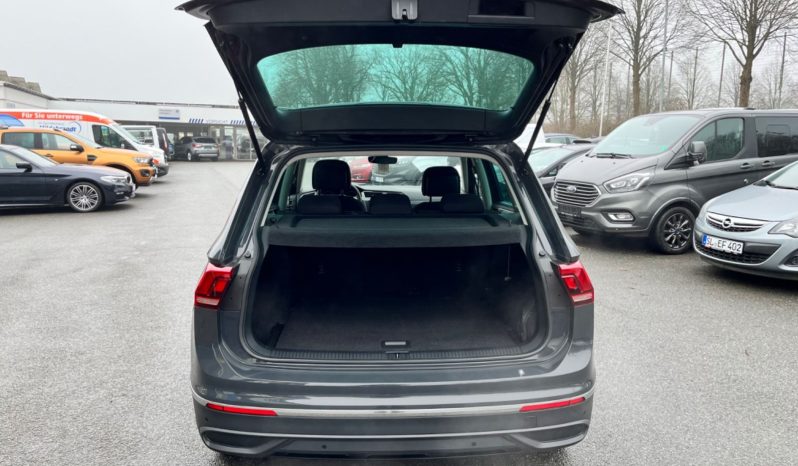 
								Volkswagen Tiguan, 2022 full									