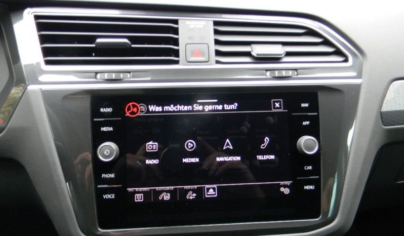 
								Volkswagen Tiguan, 2022 full									