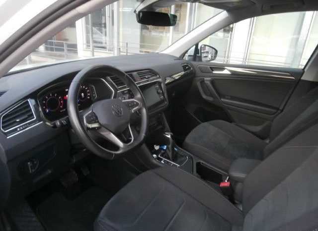 
								Volkswagen Tiguan, 2021 full									