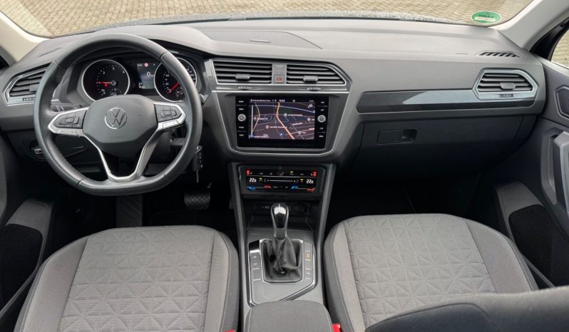 
								Volkswagen Tiguan, 2022 full									