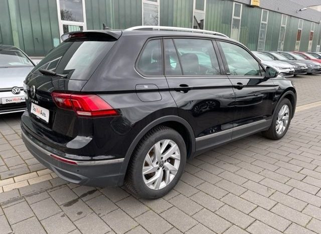 
								Volkswagen Tiguan, 2021 full									