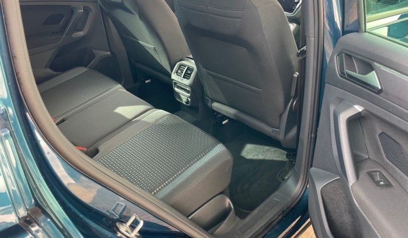 
								Volkswagen Tiguan, 2022 full									