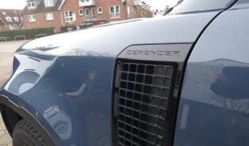 
									Land Rover Defender 110, 2021 full								