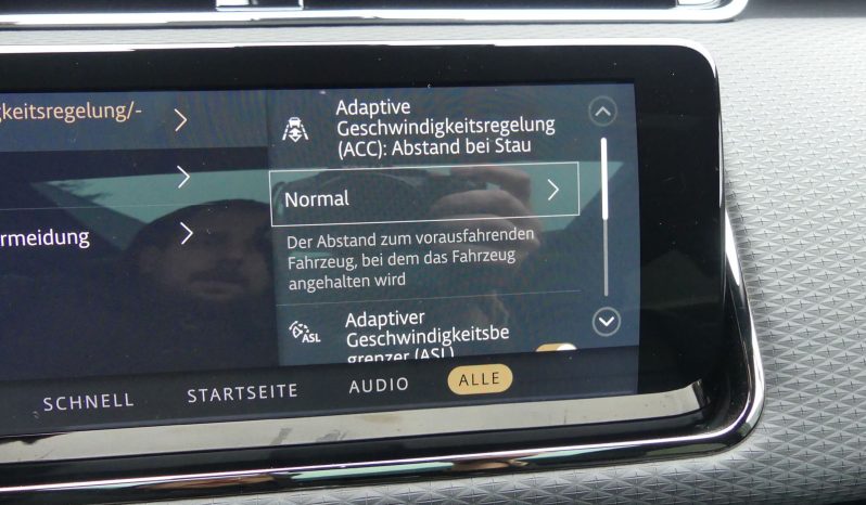
								Land Rover Range Rover Evoque, 2022 full									